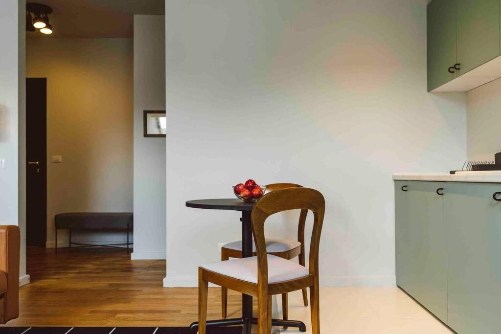 Vivando - Beautiful Studio B + Parking Bükreş Dış mekan fotoğraf